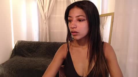 Snapshot of scarleet_miaa chatting on April 10, 7:29 pm Scaelet Mia online show from April 10, 7:29 pm