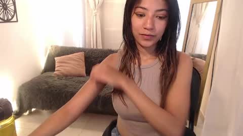 Snapshot of scarleet_miaa chatting on April 16, 9:39 pm Scaelet Mia online show from April 16, 9:39 pm