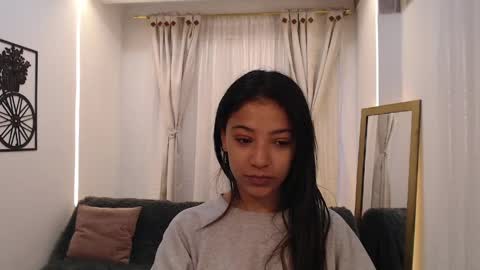 Snapshot of scarleet_miaa chatting on May 13, 9:33 pm Scaelet Mia online show from May 13, 9:33 pm
