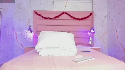 Scarleet online show from December 20, 8:12 pm