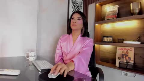 Snapshot of scarleett22 chatting on March 23, 7:51 pm Scarleet online show from March 23, 7:51 pm