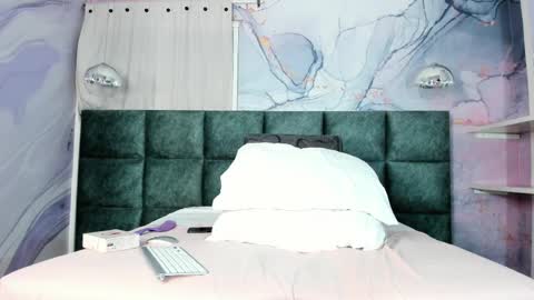 Snapshot of scarleett22 chatting on March 29, 11:54 am Scarleet online show from March 29, 11:54 am