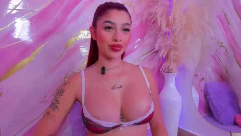 scarleett jones online show from February 24, 10:30 pm