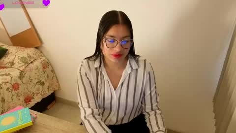 scarlet__15 online show from May 13, 12:13 pm