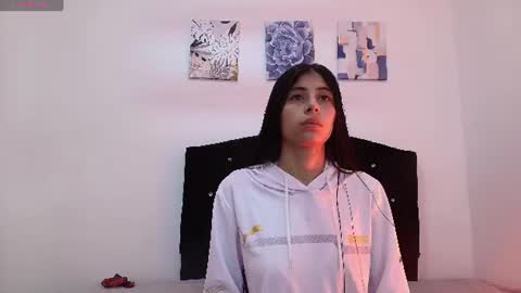 Snapshot of scarlet__muse chatting on July 27, 11:50 am scarlet__muse online show from July 27, 11:50 am