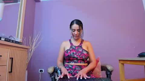 Scarlet Edwars online show from September 24, 6:00 pm