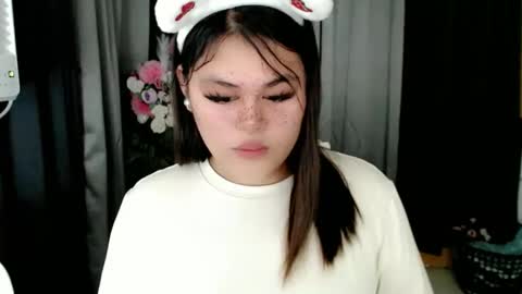 Snapshot of scarlet_enchantressxxx chatting on March 12, 1:23 am scarlet_enchantressxxx online show from March 12, 1:23 am