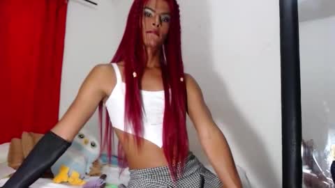 As me online show from October 11, 8:40 pm