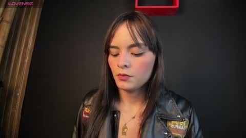 Snapshot of scarlet_jhons__ chatting on January 8, 7:34 pm online show from January 8, 7:34 pm