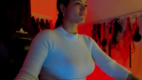 scarlet taylor kennedy online show from November 27, 8:33 pm