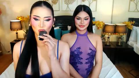 Snapshot of scarlet_snow_asian chatting on January 11, 7:52 pm Scarlet online show from January 11, 7:52 pm