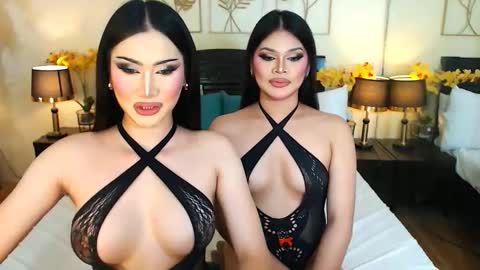 Snapshot of scarlet_snow_asian chatting on January 16, 7:12 am Scarlet online show from January 16, 7:12 am