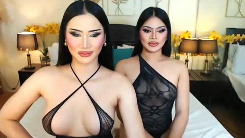 Snapshot of scarlet_snow_asian chatting on January 18, 7:12 am Scarlet online show from January 18, 7:12 am