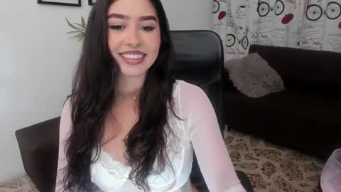 Snapshot of scarlet_villamizar chatting on September 28, 4:07 am SCARLET online show from September 28, 4:07 am