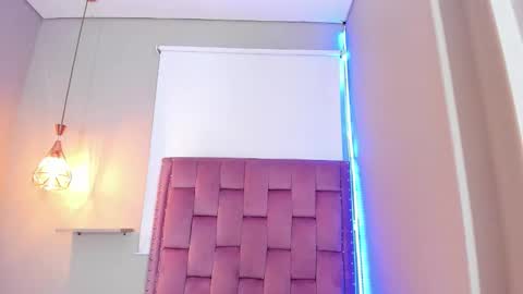 scarlet_vixen_ online show from March 13, 1:18 pm