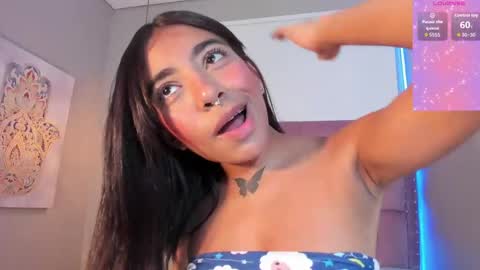 scarlet_vixen_ online show from May 6, 2:40 am