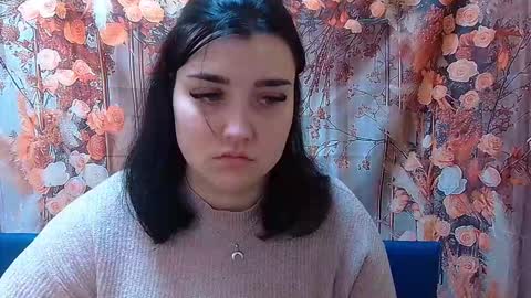 Snapshot of scarletcargo chatting on November 4, 6:01 am ScarletCargo online show from November 4, 6:01 am