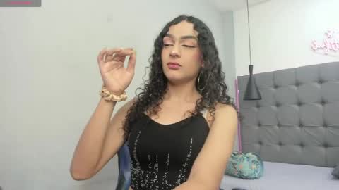 scarlet online show from May 8, 3:45 am