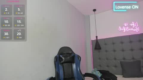 scarlet online show from May 9, 2:28 am