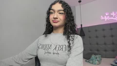 scarlet online show from May 11, 3:56 am