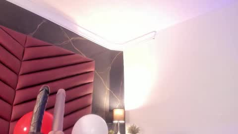 Snapshot of scarletdavis_ chatting on February 13, 7:21 pm Scarlet Dayana online show from February 13, 7:21 pm