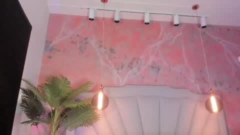 Snapshot of scarletdavis_ chatting on May 2, 12:10 pm Scarlet Dayana online show from May 2, 12:10 pm