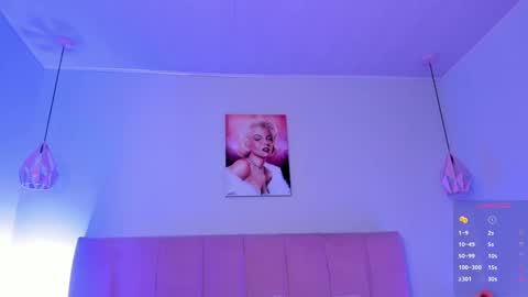 Scarlet  online show from September 30, 6:18 am