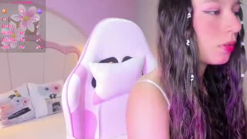 Scarlth online show from June 25, 10:42 am