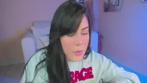 Snapshot of scarleth_jhons_ chatting on April 16, 2:45 am Scarleth... but not Scarleth Johansson. online show from April 16, 2:45 am
