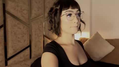 Scarleth  online show from May 12, 3:25 am