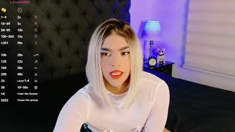 scarleth_sweety online show from May 24, 2:05 am