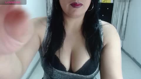 Snapshot of scarlethorny69 chatting on March 7, 12:46 pm SCARLET online show from March 7, 12:46 pm