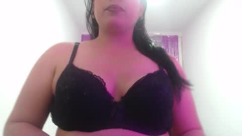 Snapshot of scarlethorny69 chatting on March 20, 1:38 pm SCARLET online show from March 20, 1:38 pm