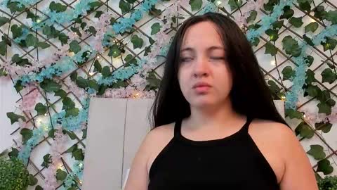 scarlet  online show from October 19, 10:16 am