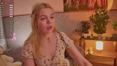 scarletmarney online show from May 14, 3:24 am
