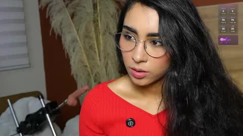 Snapshot of scarlett25__ chatting on May 9, 1:49 pm Scarlett online show from May 9, 1:49 pm