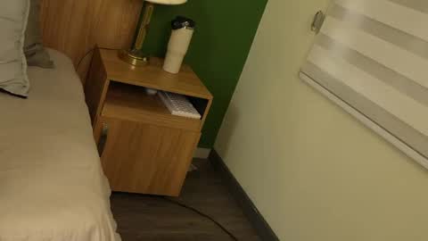 Snapshot of scarlett25__ chatting on May 14, 10:05 pm Scarlett online show from May 14, 10:05 pm