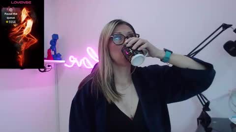 Scarlett online show from January 13, 11:48 am