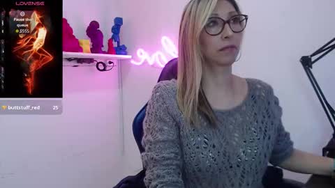 Scarlett online show from January 15, 11:48 am