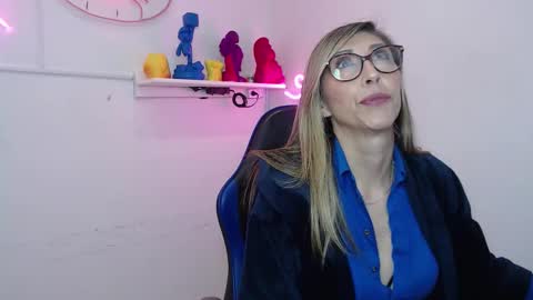 Snapshot of scarlett_079 chatting on March 29, 11:54 am Scarlett online show from March 29, 11:54 am