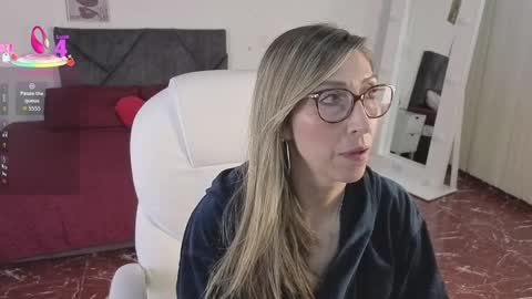 Snapshot of scarlett_079 chatting on April 5, 11:51 am Scarlett online show from April 5, 11:51 am