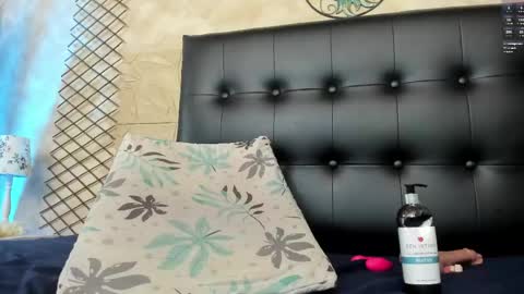 Scarlett online show from May 31, 6:09 pm