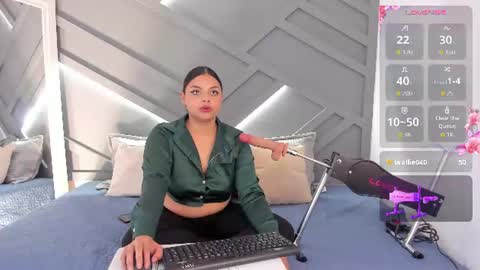 Snapshot of scarlett__2 chatting on June 25, 10:25 pm Scarlett online show from June 25, 10:25 pm