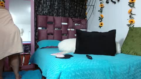 Snapshot of scarlett__jhonson chatting on October 19, 7:14 pm Scarlett online show from October 19, 7:14 pm