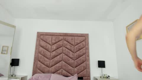 Snapshot of scarlett__noir chatting on January 10, 7:48 pm scarlett__noir online show from January 10, 7:48 pm