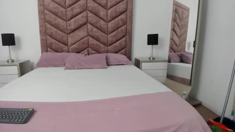 Snapshot of scarlett__noir chatting on March 15, 3:12 am scarlett__noir online show from March 15, 3:12 am