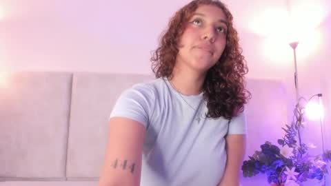 Scarlett  online show from April 5, 12:41 am