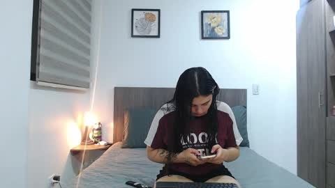 Scarlett Brown online show from April 3, 10:35 am