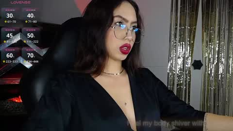 Snapshot of scarlett_buttock chatting on January 15, 12:36 pm Scarlett online show from January 15, 12:36 pm