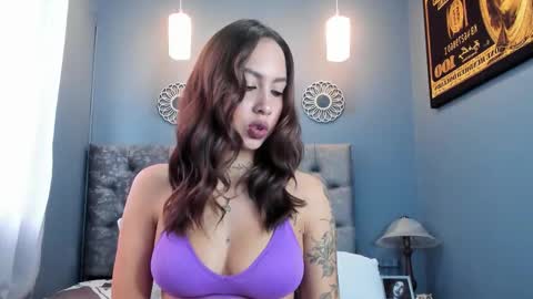 Snapshot of scarlett_buttock chatting on October 13, 5:02 pm Scarlett online show from October 13, 5:02 pm